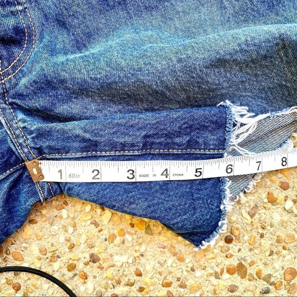 Levi's 501 Button Fly High Rise Cut Off Jean Shorts Size W 29 - Picture 6 of 9
